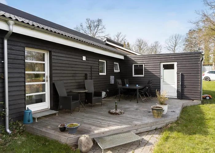 Nyaraló 3 Bedroom Beautiful In *